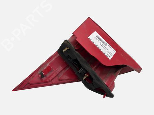 right-taillight-peugeot-1007-km_-2005-39985113 main image