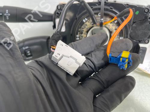 Used Steering column stalk Steering column stalk PEUGEOT 208 I (CA_, CC_) 1.2 THP 110 (110 hp) 34243222 34243222