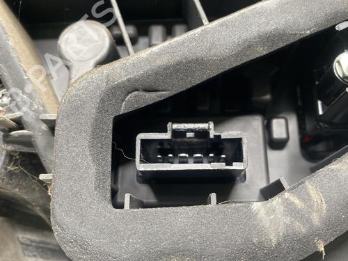 Used Right taillight Right taillight DACIA SANDERO II TCe 90 (B8M1, B8MA, B8AC) (90 hp) 31379610 31379610