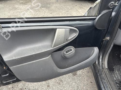 Front right window mechanism PEUGEOT 107 (PM_, PN_) 1.4 HDi | BP29286945C23 