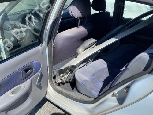 Éclairage de plaque d'immatriculation RENAULT CLIO II (BB_, CB_) 1.2 (BB0A, BB0F, BB10, BB1K, BB28, BB2D, BB2H, CB0A,... | BP30864049I40