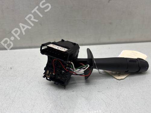 switch-renault-twingo-ii-cn0_-2007-33314339 main image