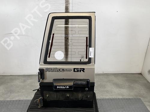 Used Left tailgate NISSAN PATROL GR V Wagon (Y61) 2.8 TD (129 hp) 31022952