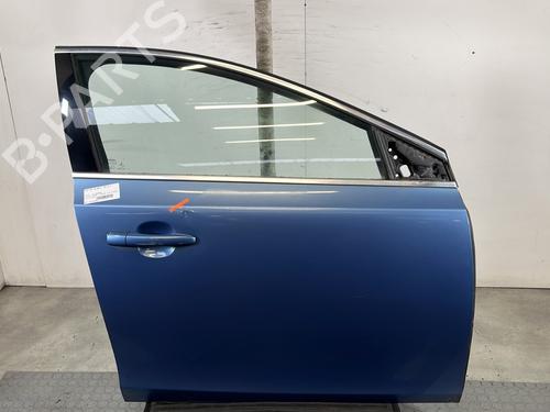 Used Right front door VOLVO V40 Hatchback (525) D2 (114 hp) 32524207