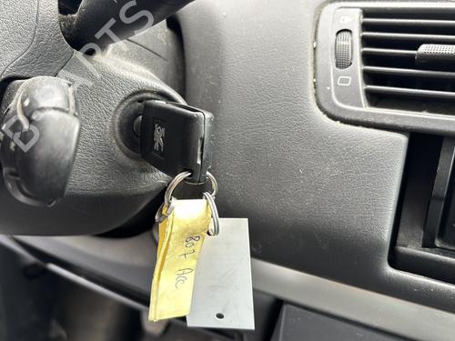 Fuel flap PEUGEOT 807 (EB_) 2.0 HDi | BP30358058C131