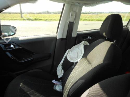 Fuel flap PEUGEOT 208 I (CA_, CC_) 1.4 HDi | BP19980068C131