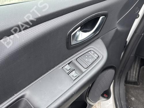 Switch RENAULT CLIO IV (BH_) 1.5 dCi 75 | BP33204262I30 - Image 5