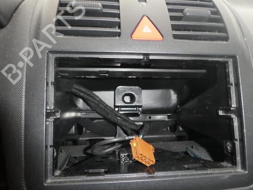 Tailgate VW POLO (6N2)  | BP20013578C6 
