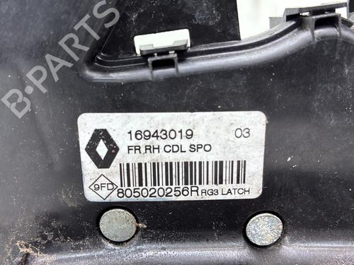 front-right-lock-renault-megane-iv-grandtour-k9amn_-2016-33830727 main image