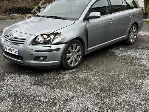 Brugte TOYOTA AVENSIS Estate (_T25_) 2.0 D-4D (ADT250_, ADT250R) (126 hp) 4335672