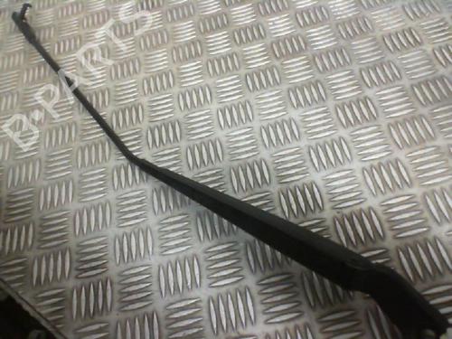 Used Front windshield wiper arm VW POLO (9N_, 9A_) 1.2 12V (64 hp) 19986579