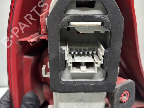 Used Right taillight Right taillight RENAULT CLIO II (BB_, CB_) 1.5 dCi (B/CB07) (65 hp) 31213354 31213354