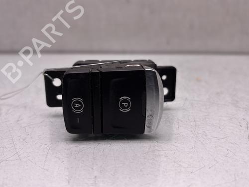 Used Switch RENAULT CLIO V (B7_) 1.5 Blue dCi 115 (B7AD) (116 hp) 31174263