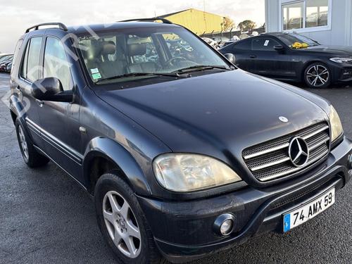 Front right door window MERCEDES-BENZ M-CLASS (W163) ML 270 CDI (163.113) | BP32299129C19