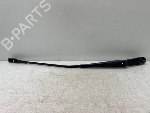front-windshield-wiper-arm-audi-q2-gab-gag-2016-35896646 main image