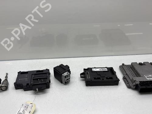 Used Electronic module RENAULT CLIO IV Grandtour (KH_) 1.5 dCi 90 (KHN3, KHN4) (90 hp) 31612941