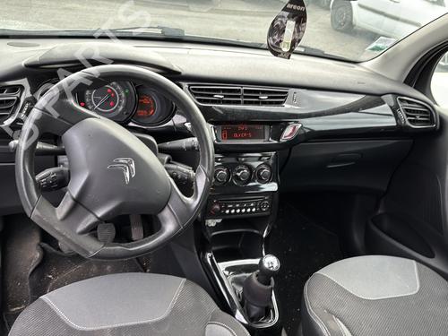 Fuse box CITROËN C3 II (SC_) 1.4 HDi 70 (SC8HZC, SC8HR0, SC8HP4) | BP26389052E1  - Image 24