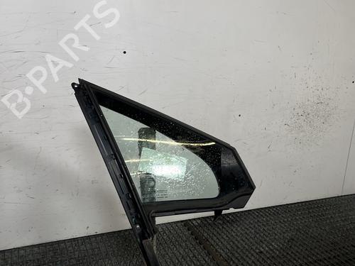 Front right quarter glass PEUGEOT 208 I (CA_, CC_) 1.4 HDi | BP29897639C112