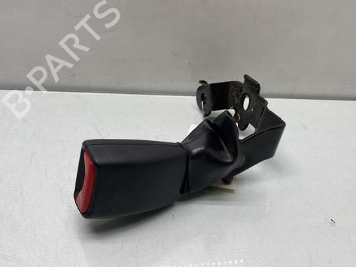 Used Seat buckle TOYOTA AVENSIS Estate (_T25_) 2.0 D-4D (ADT250_, ADT250R) (126 hp) 30546781