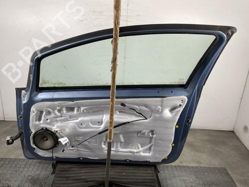 Dør højre fortil Dør højre fortil FIAT GRANDE PUNTO (199_) 1.2 (65 hp) 24503089 24503089