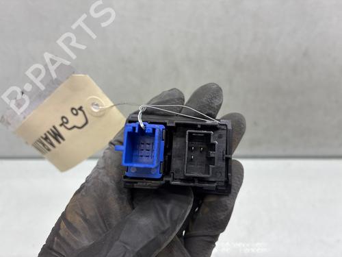 Used Warning switch Warning switch 37498200 37498200