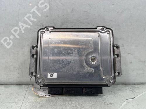 Used Engine control unit (ECU) Engine control unit (ECU) RENAULT TRAFIC II Bus (JL) 2.0 dCi 90 (JL00, JL01, JL0H, JL0M, JL0P, JL0S) (90 hp) 34627363 34627363