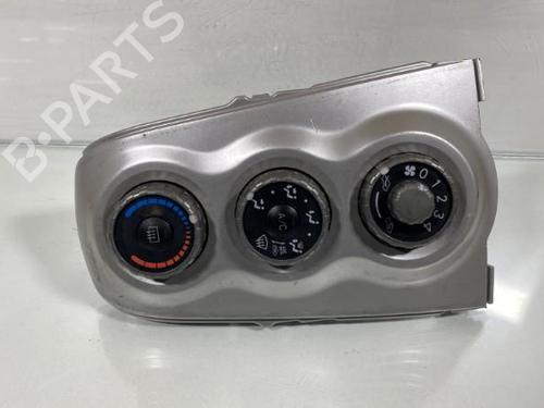 Used Climate control TOYOTA YARIS (_P9_) 1.0 VVT-i (KSP90_, KSP90R) (69 hp) 21949515