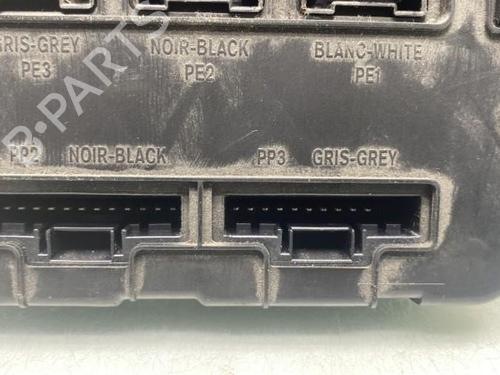 Used Fuse box RENAULT MEGANE II (BM0/1_, CM0/1_) [2001-2012]  19970959