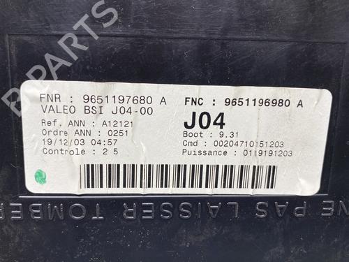 Fuse box PEUGEOT 307 (3A/C) 1.4 HDi | BP24428051E1 