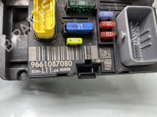 Fuse box PEUGEOT 307 SW (3H) 1.6 HDI 110 | BP29841402E1