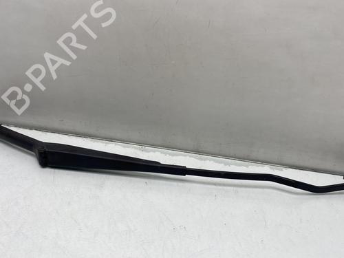 Used Front windshield wiper arm VW TRANSPORTER T4 Van (70A, 70H, 7DA, 7DH) 2.5 TDI (102 hp) 31160237