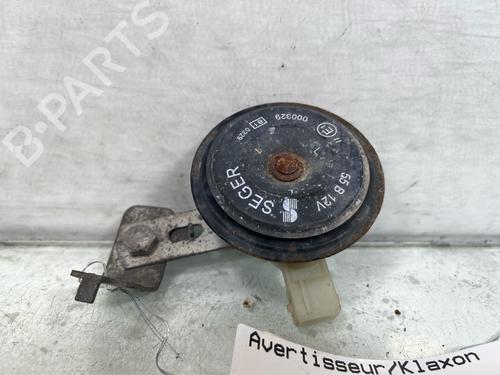 horn-dacia-duster-hs_-2010-2011-2012-2013-2014-2015-2016-2017-2018-36389167 main image
