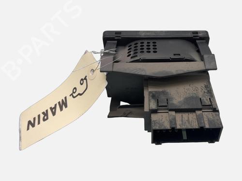 Used Headlight switch Headlight switch FORD TRANSIT Platform/Chassis (FM_ _, FN_ _) 2.0 TDCi (F_E_, F_F_) (125 hp) 39996259 39996259