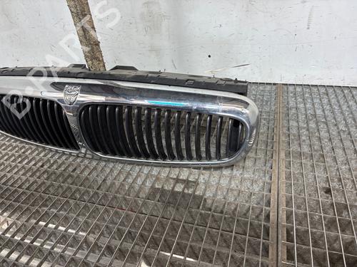 Used Grille Grille 38598504 38598504