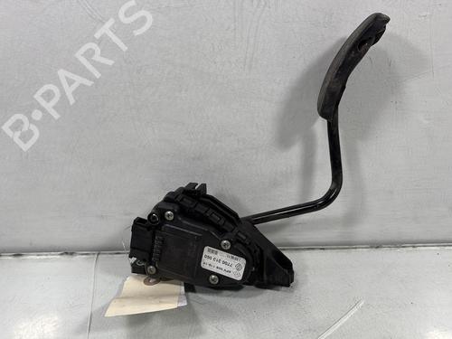 Pedal RENAULT TRAFIC II Bus (JL) 2.0 dCi 90 (JL00, JL01, JL0H, JL0M, JL0P, JL0S) | BP29971075I4