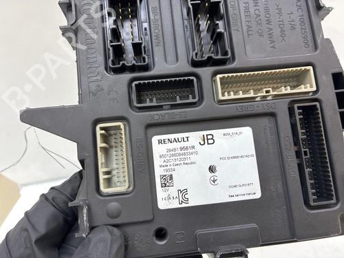 Fuse box RENAULT CLIO V (B7_) 1.0 TCe 100 (B7MT) | BP39179571E1 - Image 3