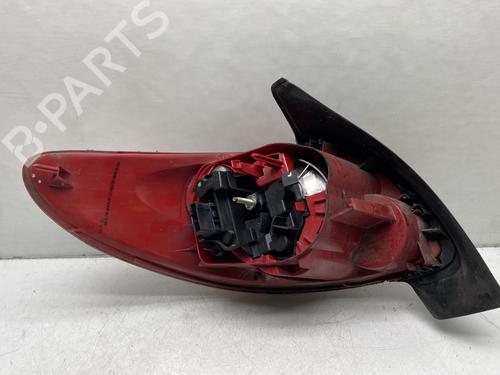 Right taillight PEUGEOT 206 Hatchback (2A/C) 1.4 HDi eco 70 | BP25446700C35 