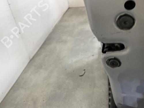 Used Right front door Right front door 19950158 19950158