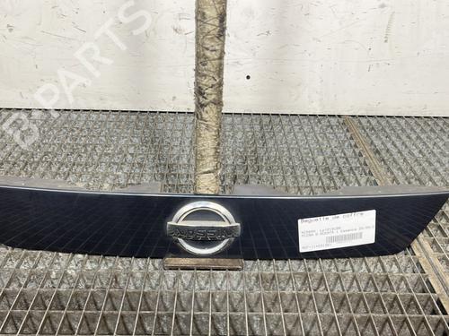 Zierleiste der Heckklappe für Zierleiste der Heckklappe NISSAN MICRA V (K14) 1.0 IG-T 100 (101 hp) 33238361 33238361