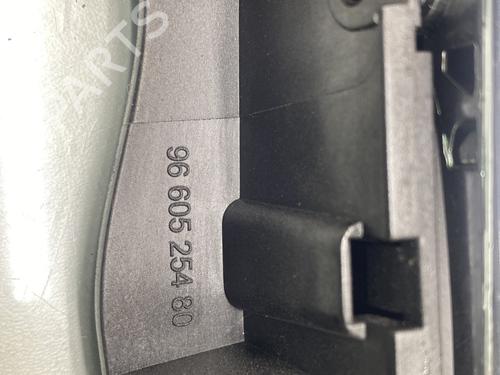 Used Front left interior door handle Front left interior door handle PEUGEOT 308 I (4A_, 4C_) 1.6 HDi (109 hp) 28428123 28428123