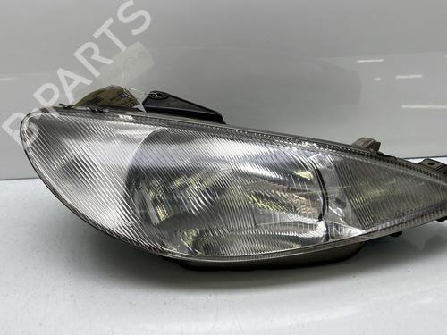 Used Right headlight PEUGEOT 206 Hatchback (2A/C) 1.6 i (89 hp) 25624002