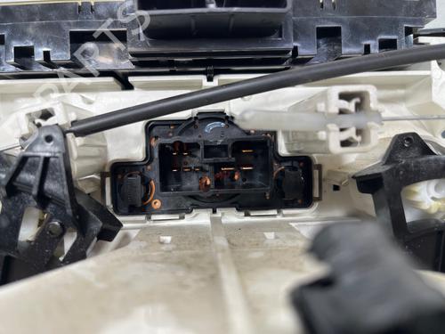 Comando clima Comando clima DAIHATSU SIRION (M3_) 1.3 (M301) (87 hp) 37279392 37279392
