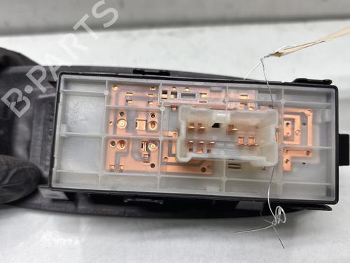 Right front window switch RENAULT KADJAR (HA_, HL_) 1.5 dCi 110 (HLA3) | BP29574652I26 