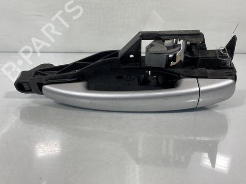Used Rear left exterior door handle Rear left exterior door handle PEUGEOT 208 I (CA_, CC_) 1.0 VTi (68 hp) 19995874 19995874