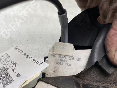 Front right lock CITROËN C4 I (LC_) 1.6 HDi | BP22196873C97 