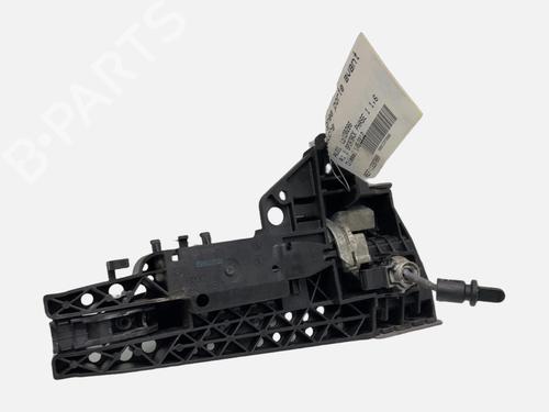 front-left-exterior-door-handle-audi-a1-sportback-8xa-8xf-2011-2012-2013-2014-2015-2016-2017-2018-2019-39731028 main image