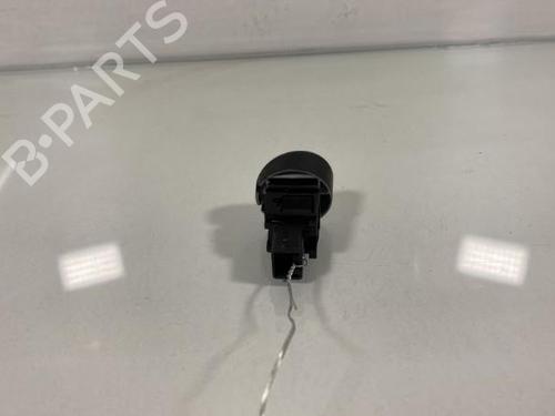 Used Warning switch Warning switch NISSAN JUKE (F15) 1.5 dCi (110 hp) 19972762 19972762