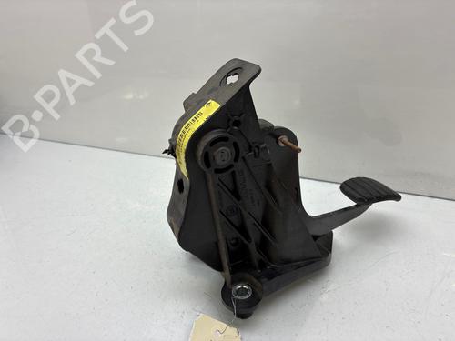 Used Clutch pedal Clutch pedal RENAULT LAGUNA III Grandtour (KT0/1) 1.5 dCi (KT0A, KT0R, KT02) (110 hp) 24190473 24190473