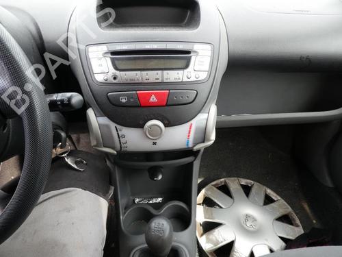 Left taillight PEUGEOT 107 (PM_, PN_) 1.0 | BP21954502C34