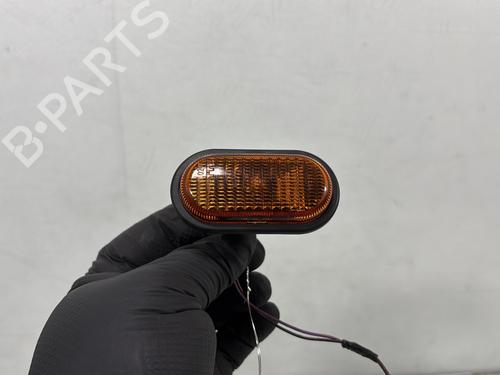 Clignotant avant gauche OPEL VIVARO A Van (X83) 2.0 CDTI (F7) (114 hp) 31269828